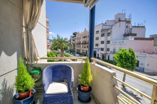 The Rose by Hello Homes Sitges