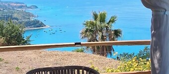 Sea view villa with pool near Tropea