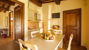 Parrilla de estufa y utensilios de cocina