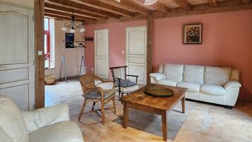 Family House, 5 Bedrooms (La Tabatiere classé 4*) | Living area