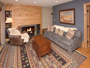 Condo, 2 Bedrooms | Interior - Vail 21 #306 2 Bedroom Condo by Redawning (Vail)