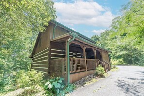 Cabin, 2 Bedrooms | Exterior - A Slice Of Heaven 2 Bedroom Cabin by RedAwning (Sevierville)