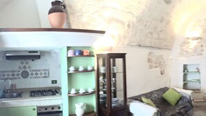 Apartament, 2 dormitoris | Cuina privada | Frigorífic gran i placa de cuina 