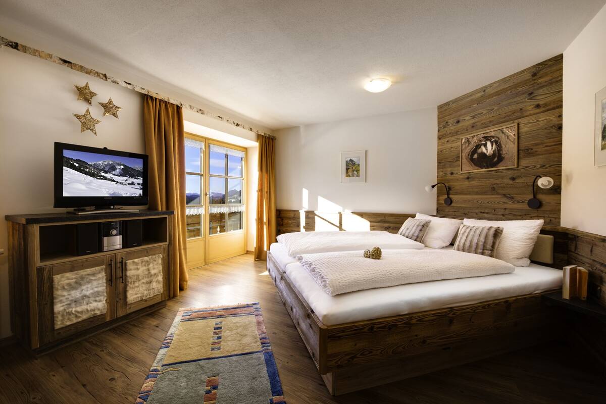 Apartamento, cozinha americana (Dachsbau) | Roupas de cama premium, cofres nos quartos, escrivaninha
