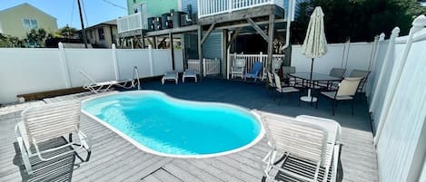 House, 6 Bedrooms | Pool