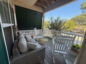 House, 4 Bedrooms | Terrace/patio