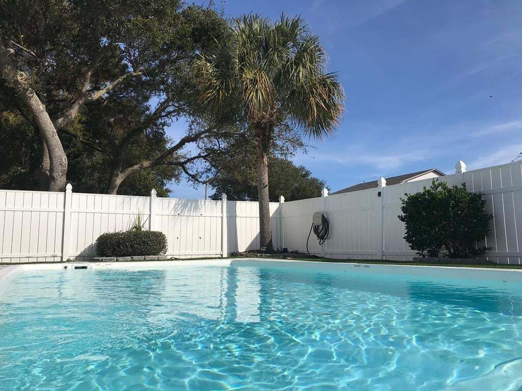 House, 5 Bedrooms | Pool | Outdoor pool, a heated pool