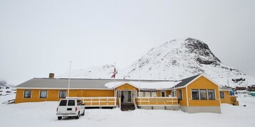 Fachada de la propiedad