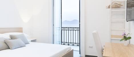 Superior Double Room, Balcony, Sea View