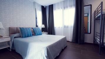 Quadruple Room (Jade) | 1 bedroom, premium bedding, minibar, in-room safe