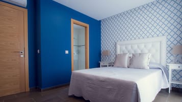 Superior tweepersoonskamer (Azur) | 1 slaapkamer, luxe beddengoed, een minibar, een kluis op de kamer