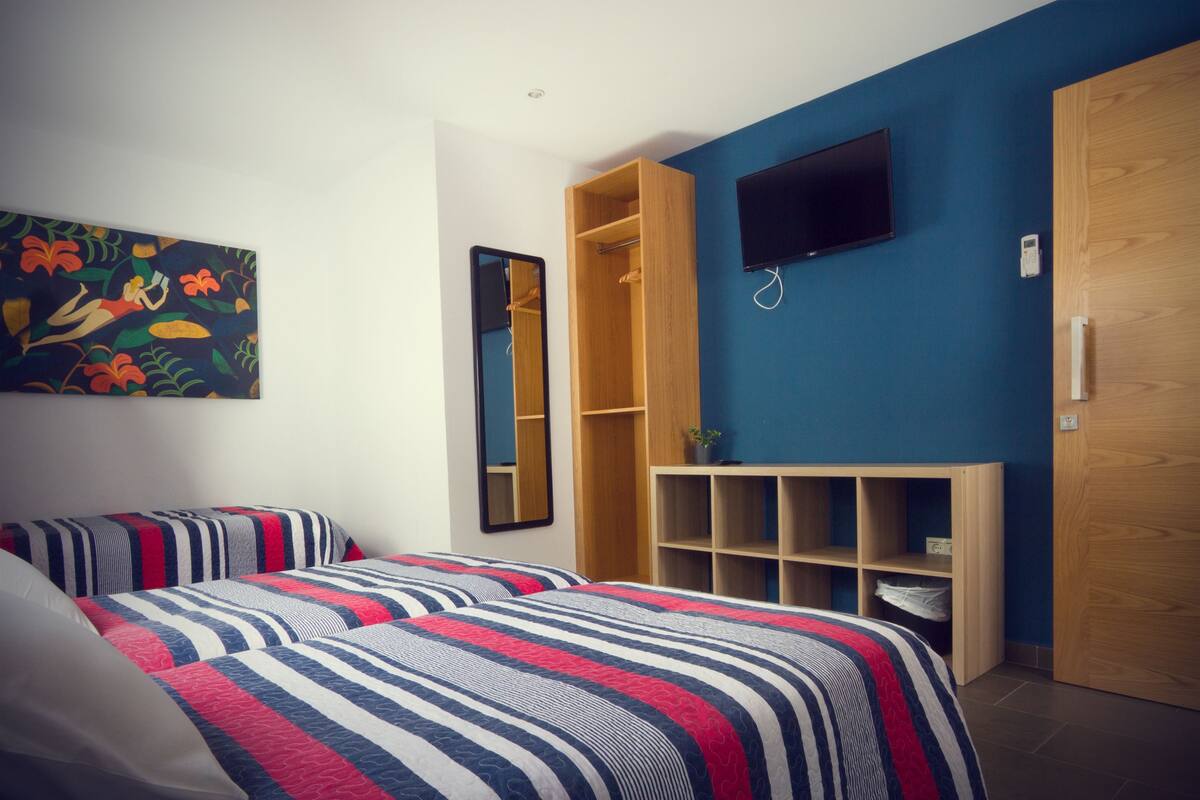Triple Room, 3 Single Beds (Cobalto)