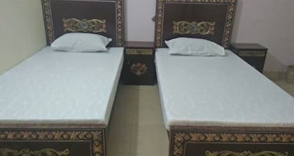 Queens Palace Hotel