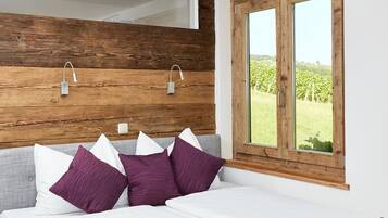 Comfort House, 1 Bedroom, Balcony (includes 50 EUR cleaning fee) | 1 bedroom, cots/infant beds, free WiFi, bed sheets
