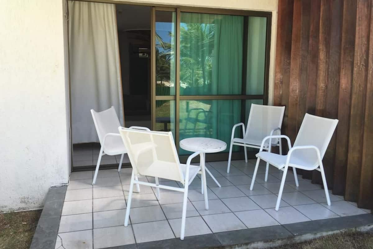 1 habitación, cortinas blackout, wifi gratis y ropa de cama