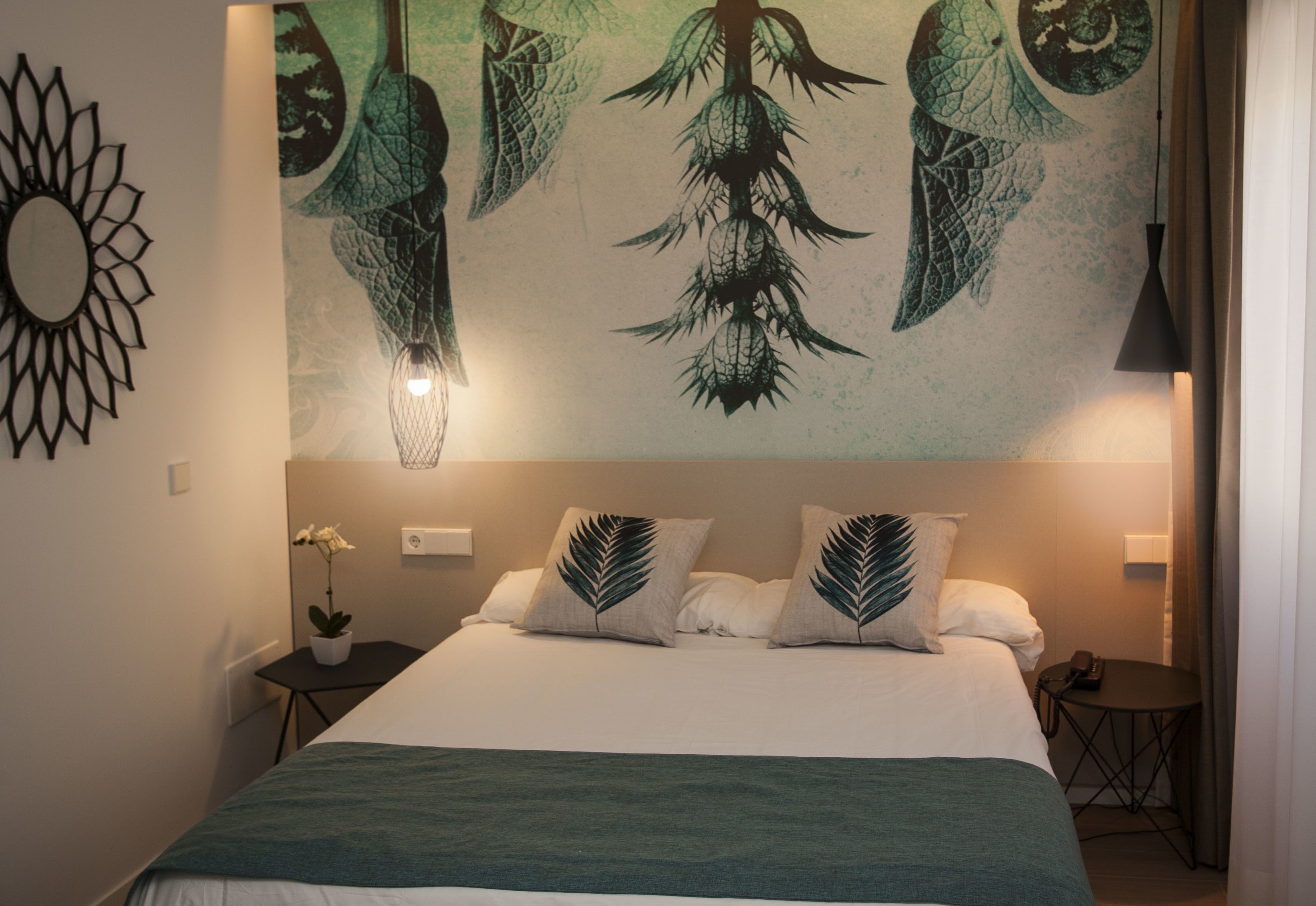 in-room safe, desk, blackout curtains, free wifi