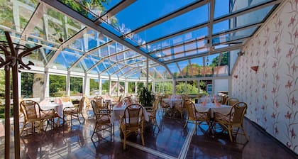 Hotel Seeschloss
