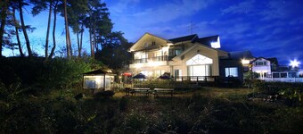 Gyeongpo Bali Pension