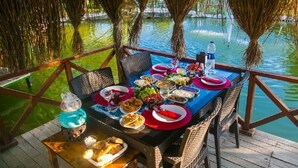 Ảnh chưa phân loại, 4 trong số 96 ảnh, nút