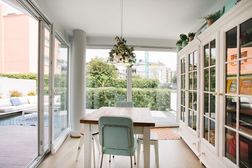 VILLA ONDARRETA CON PARKING Y AC