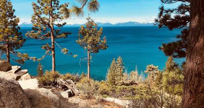 Updated Condo Close To The Ski Resorts and Lake Tahoe