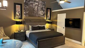 4 bedrooms, iron/ironing board, free WiFi, bed sheets