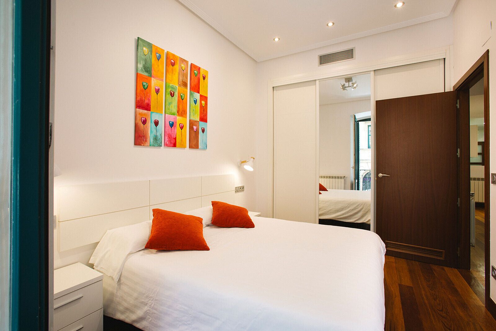 1 chambre, fer et planche à repasser, Wi-Fi gratuit, draps fournis