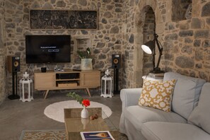 TV connectée, jeux vidéo, chaîne hi-fi