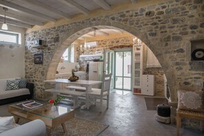 Dining - ELIA village house . (Monastiraki ierapetra)