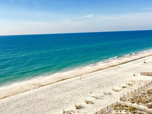 På stranden, liggestole