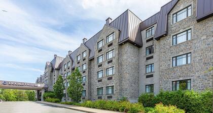 DoubleTree by Hilton Quebec Resort