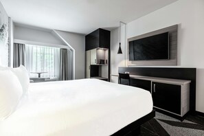 Premium bedding, down comforters, in-room safe, desk