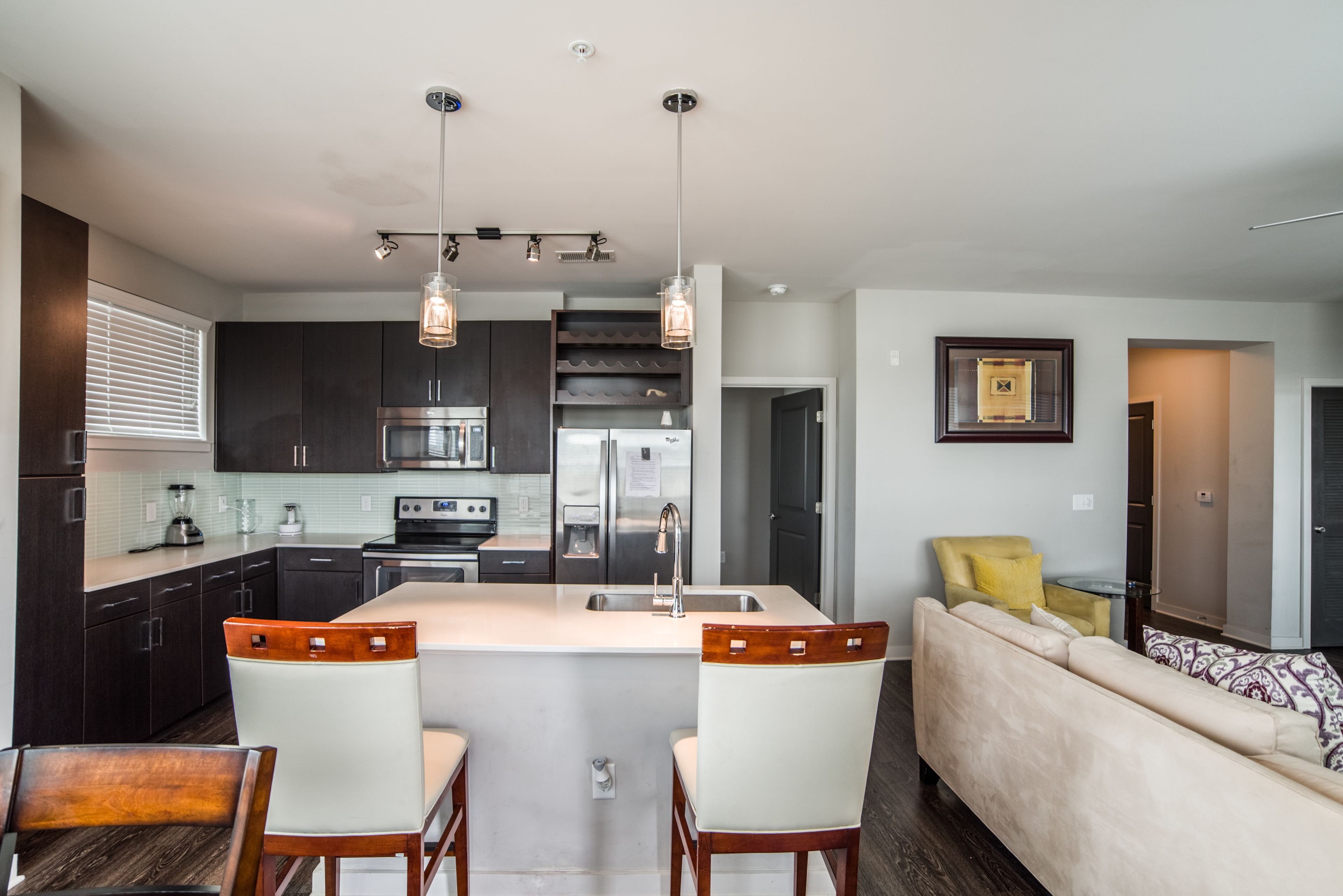 Deluxe Apartment, 2 Bedrooms | In-room dining