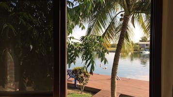 Căn hộ tiện nghi đơn giản, 1 phòng ngủ, phòng tắm riêng, quang cảnh eo biển | Két bảo mật tại phòng, trang trí khác biệt