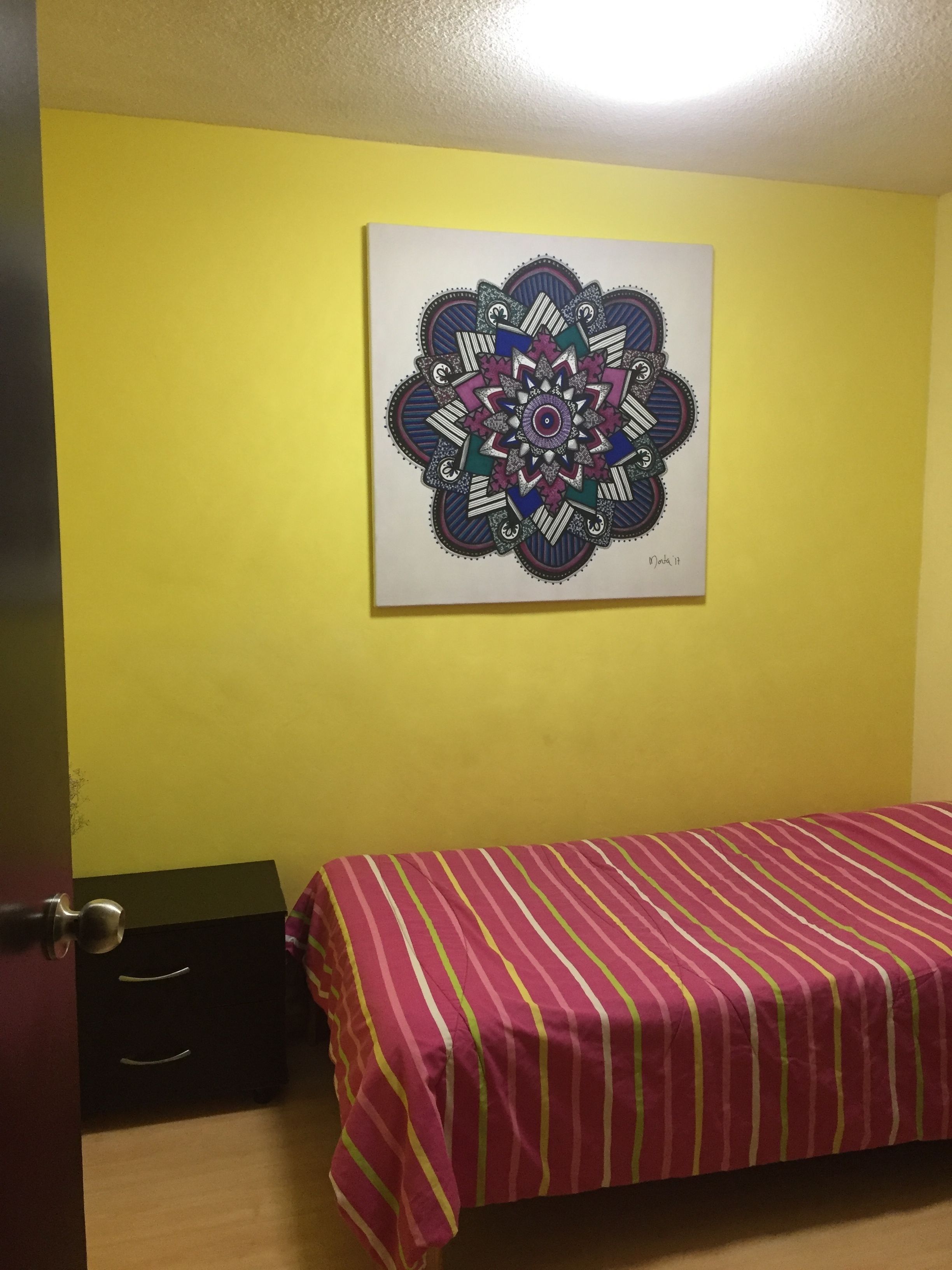 Departamento familiar, 3 habitaciones, para no fumadores | 1 habitación, decoración personalizada, muebles diferentes y escritorio 