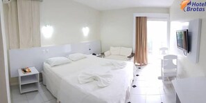 Luxury-Doppel- oder -Zweibettzimmer, Gartenblick | Minibar, Schreibtisch, Verdunkelungsvorhänge, kostenloses WLAN