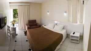 Minibar, desk, blackout curtains, free WiFi - Hotel Brotas (Afogados da Ingàzeira)