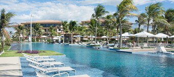 ML103 Luxuoso apartamento de 3 suítes no Mandara Lanai