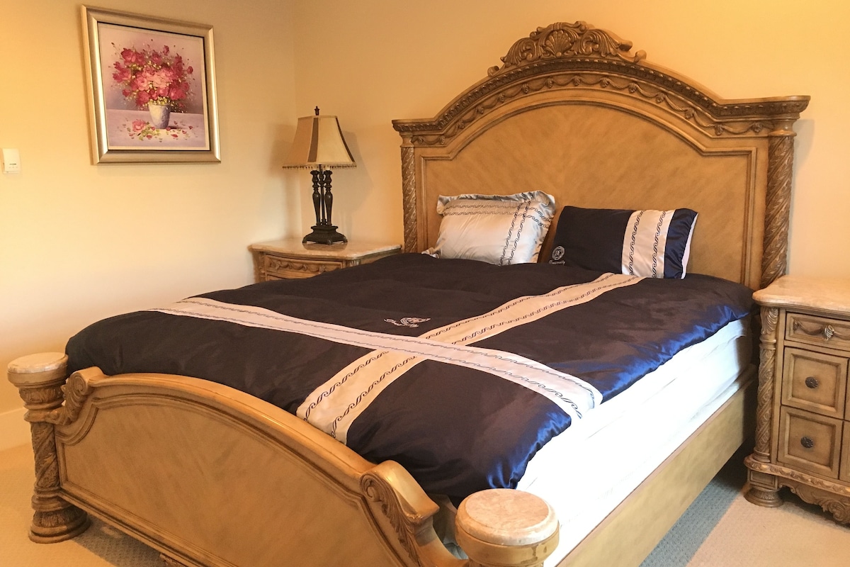 Design tweepersoonskamer, 1 kingsize bed, privébadkamer | 1 slaapkamer, luxe beddengoed, gratis wifi