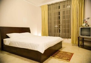 Single Room | Free WiFi - Bonjour Homestay - Hostel (Da Lat)