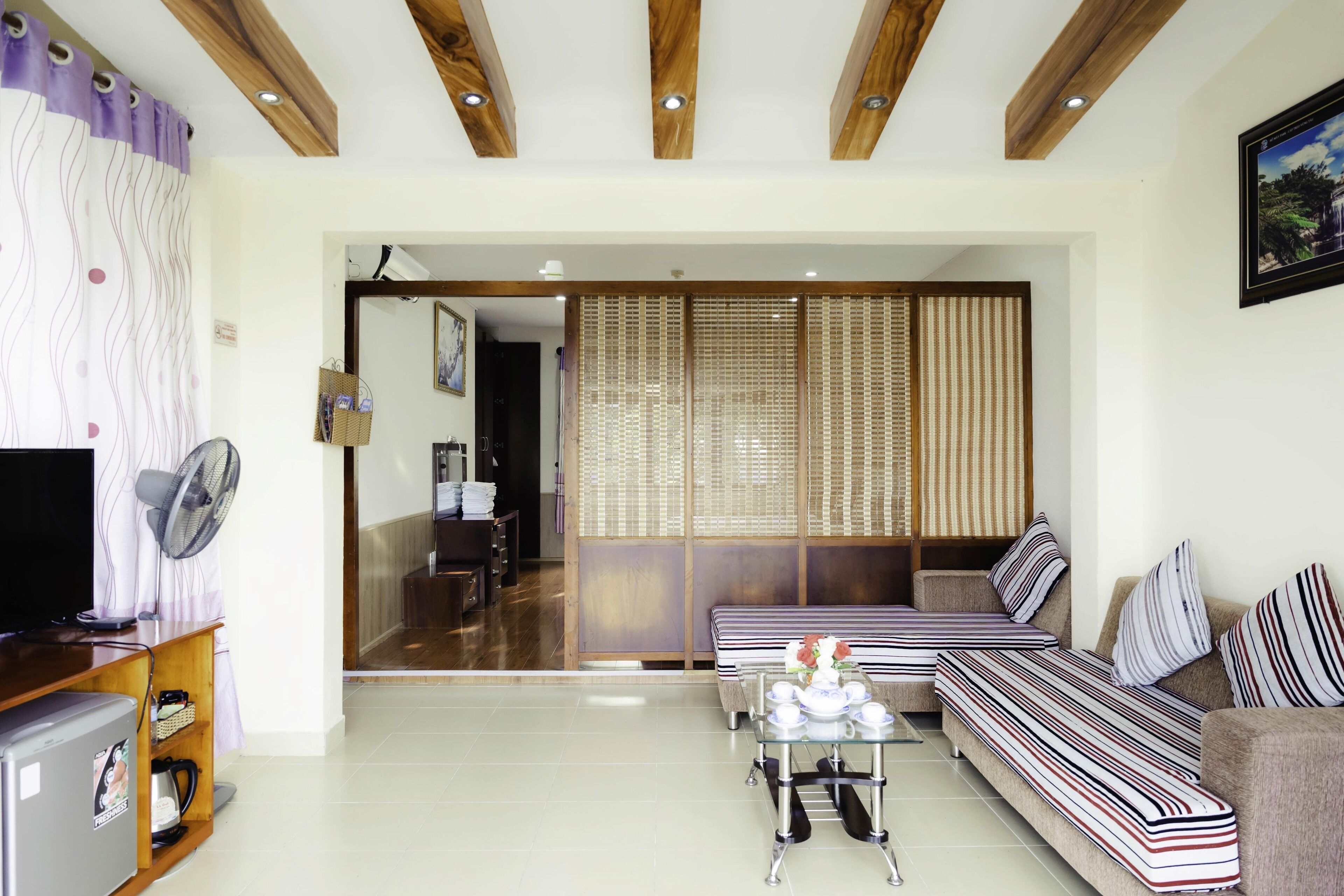 Family Room | Living room | LCD TV