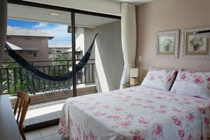 Apartment, 3 Bedrooms | 3 bedrooms, minibar, iron/ironing board, free WiFi - CO302 Luxuosa Cobertura de 3 suites com jacuzzi (Aquiraz)