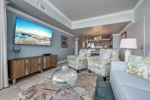 TV - Inn at Crystal Beach 608B by Salt Water Vacations (Destin)