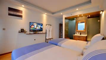 Comfort Twin Room | Premium bedding, desk, blackout curtains, free WiFi