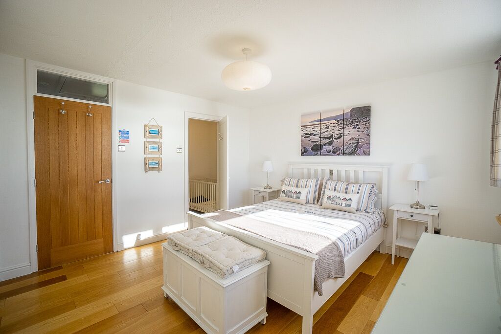 3 chambres, bureau, fer et planche à repasser, Wi-Fi gratuit