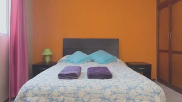 Studio | Meja, seterika/papan seterika, Wi-fi percuma, cadar katil