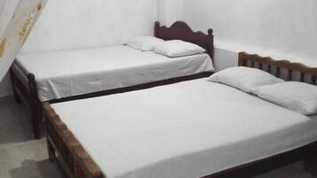 Studio, Beberapa Tempat Tidur, Boleh Merokok | 1 kamar tidur, meja kerja, dan Wi-Fi gratis