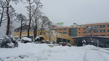 ์๋ฐ ์์ค ์ ๋ฉด