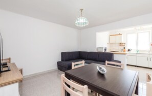 Interior - Cozy apartment in Barbat with swimming pool (Barbat)