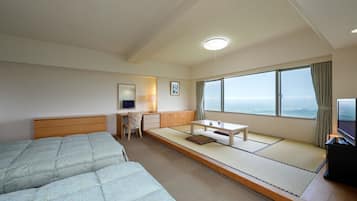 Habitación (Japanese Western Style, South Tower) | Escritorio, cunas, camas extra y wifi gratis
